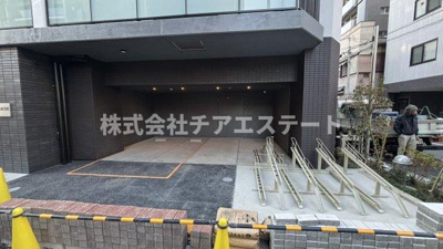 【駐車場】 | ＥＳ－Ｇｒａｎｄｅ御徒町 | 駐車場完備です