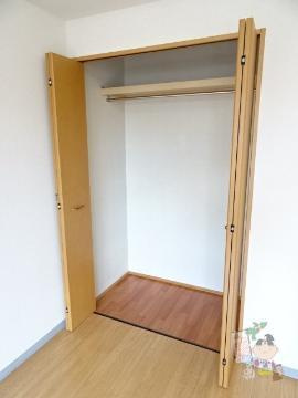 ＴＯＵＥＮ　ＢＬＤＧの収納|クローゼット