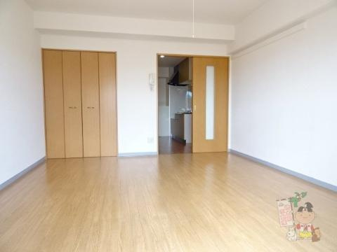 ＴＯＵＥＮ　ＢＬＤＧの居間・リビング|リビング