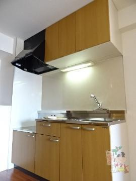 ＴＯＵＥＮ　ＢＬＤＧのキッチン|キッチン