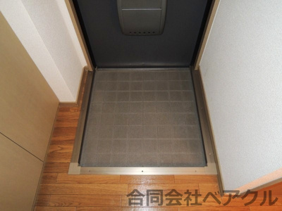 【玄関】 | グランシャリオＣ棟