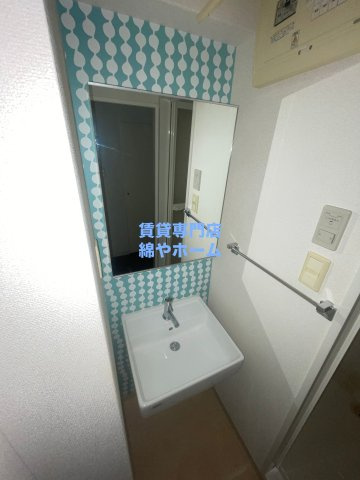 コンチネンタル難波東の独立洗面台|独立洗面化粧台付き