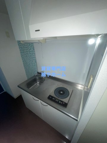 コンチネンタル難波東のキッチン|お料理しやすいキッチンです