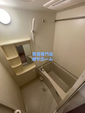 プレサンス難波元町の浴室|ゆったり過ごせるお風呂です