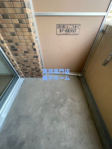 プレサンス難波元町のバルコニー|バルコニーがあります
