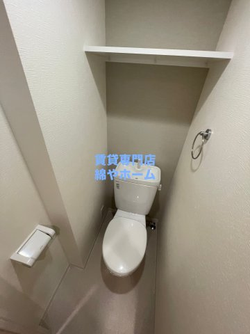 プレサンス難波元町のトイレ|落ち着いた色調のトイレです