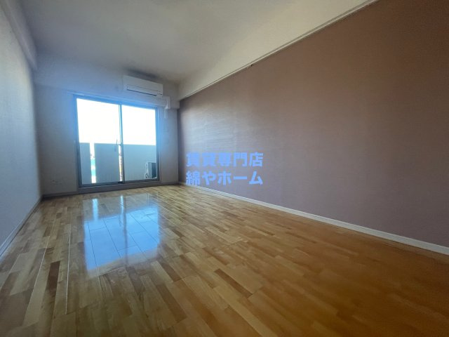 プロシード長居公園通の居間・リビング|使いやすいリビングです