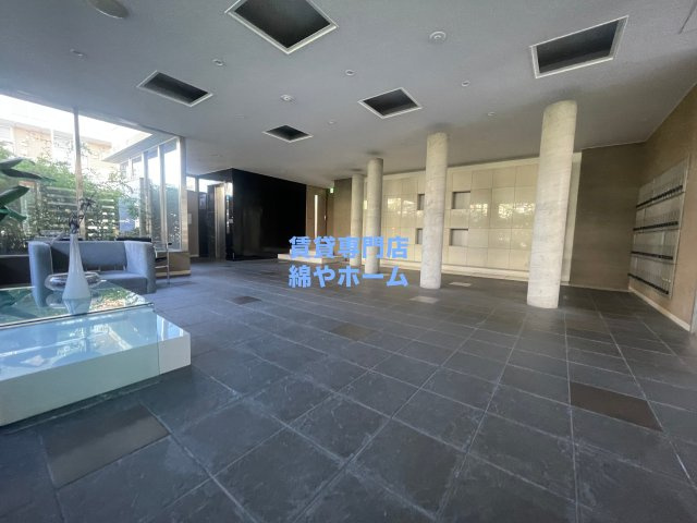 プロシード長居公園通のロビー|毎日通るロビーはこのようになっています