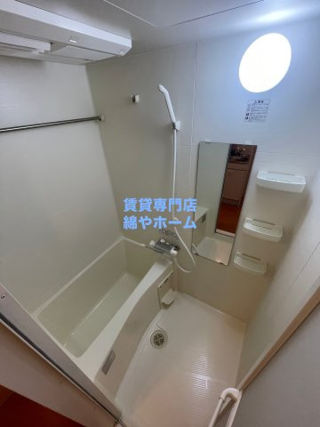 プロシード長居公園通の浴室|きれいなお風呂です