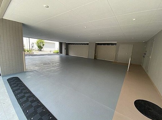 レスピール蓮根 の駐車場