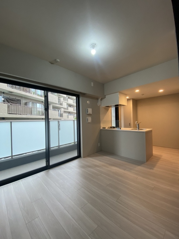 レスピール蓮根 の居間・リビング