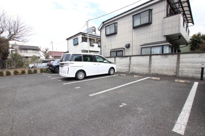 ★駐車場（空き・使用料等はご確認ください）★