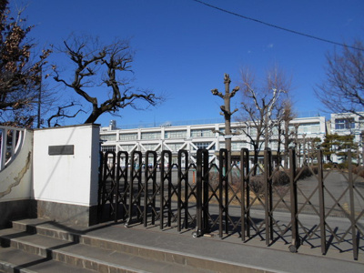 立川市立柏小学校まで550ｍ