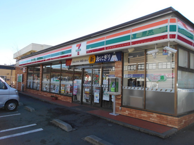セブンイレブン立川砂川七番店まで300ｍ