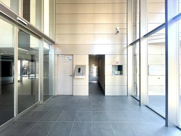 横浜市港南区日限山１丁目の中古マンションのエントランス|エントランスにはオートロックがついており、防犯面も安心！
清掃も行き届いています
