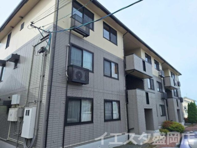 セジュールタニフジの外観