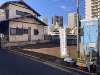 【前面道路含む現地写真】