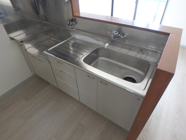 【キッチン】 | ＣＯＭＯＤＯ | キッチンでお料理をお楽しみください