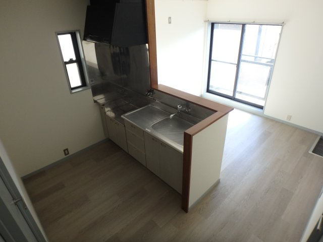 【キッチン】 | ＣＯＭＯＤＯ | お料理しながら会話ができるカウンターキッチン