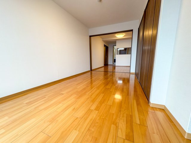 フォーラム此花四貫島の内装