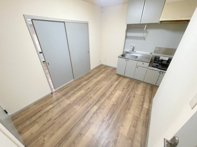 【洋室】 | ハイツプレステージ