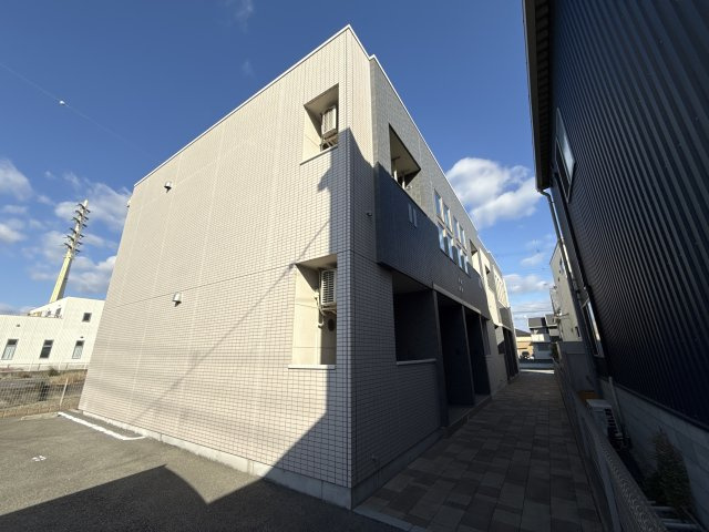 フィールドヴィレッジⅢの外観