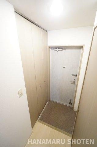 シャトーイノハナの玄関|ご見学・ご契約時の送迎可能！
