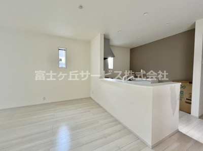 【ダイニング】 | 裾野市茶畑 中古住宅 | ダイニングスペース