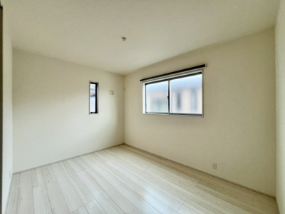 【洋室】 | 裾野市茶畑 中古住宅 | 洋室6.25帖