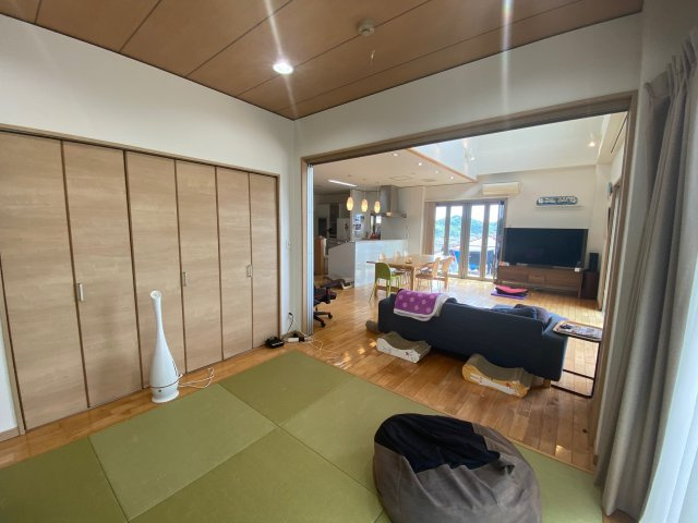 日南市乙姫町住宅の和室