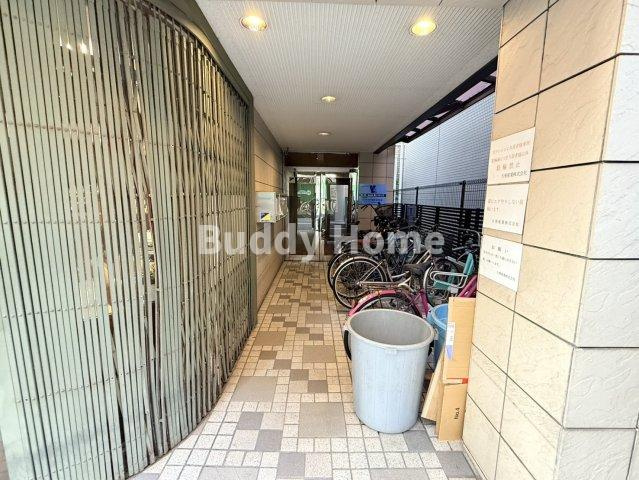 長居大発マンションのエントランス