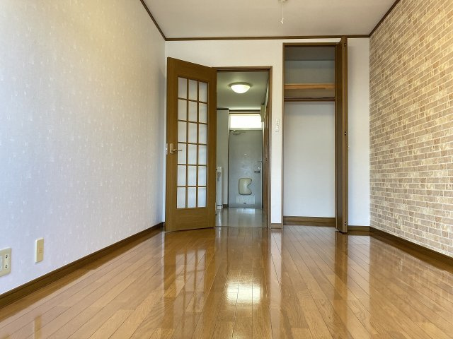 エクセルさくらの洋室