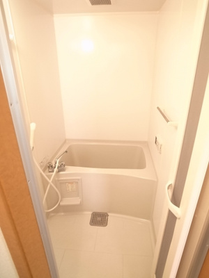 【浴室】 | パセオ亀井 | ご立派です！やっぱり、手抜きはないようですね。