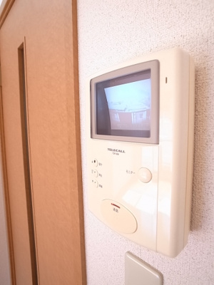 【セキュリティ】 | パセオ亀井 | キレイなおへやがお出迎えしてくれます！