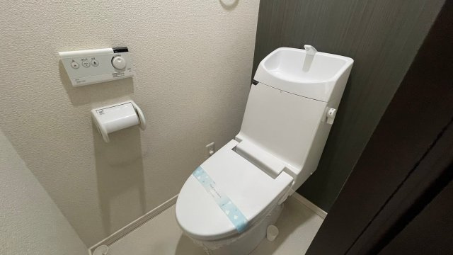 グリザイユのトイレ