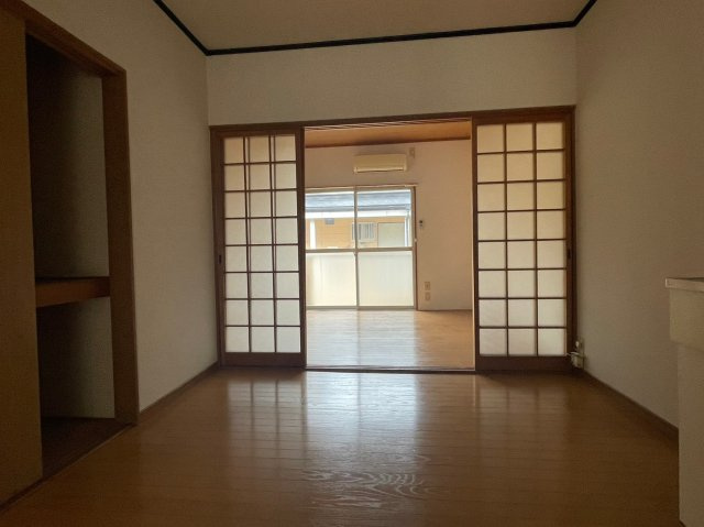 ファミリーハイツ津福