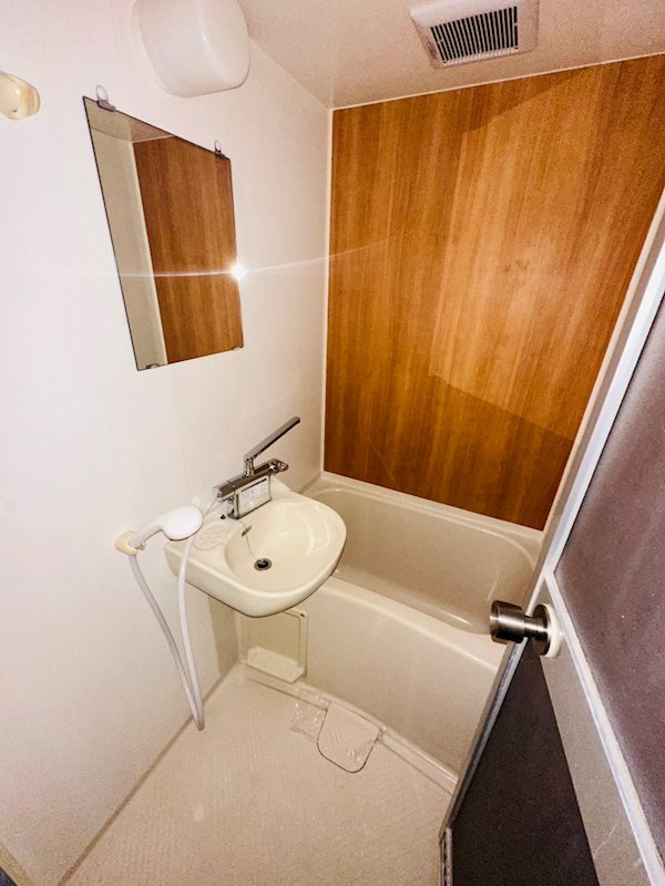 熊本市中央区黒髪３丁目の賃貸マンションの浴室