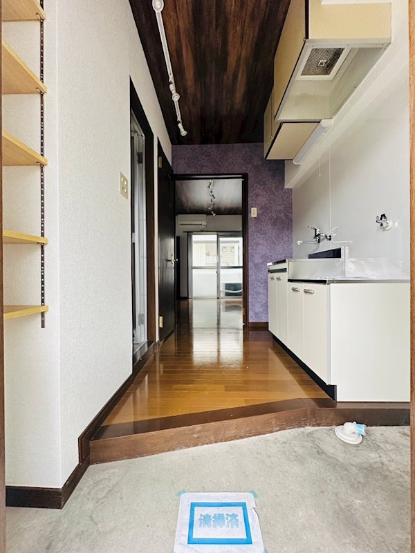 熊本市中央区黒髪３丁目の賃貸マンションの玄関