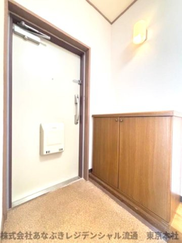 検見川アートホームズ10号棟の玄関