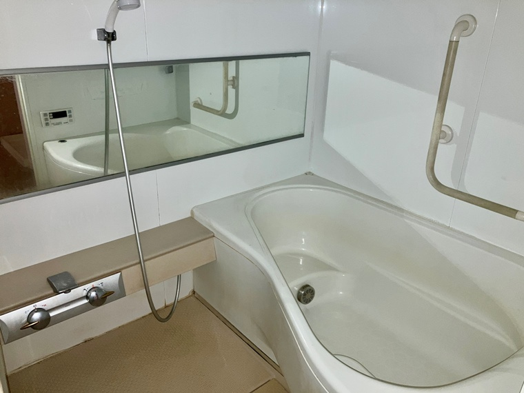 ゆりのき台ハイライズの浴室