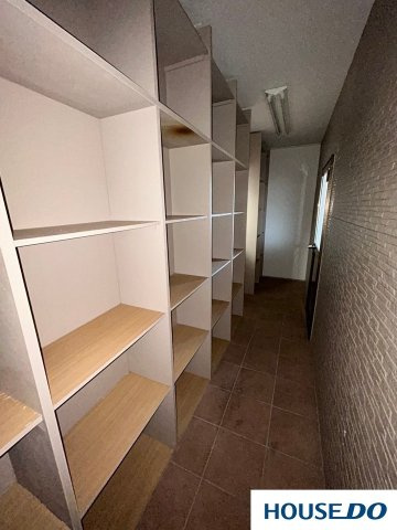 休憩所付店舗　太田市只上町の収納|大きなスペースがあり、収納には困りません