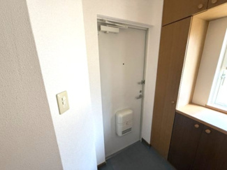 【玄関】 | Ｖシャトー　アロースリーⅥ