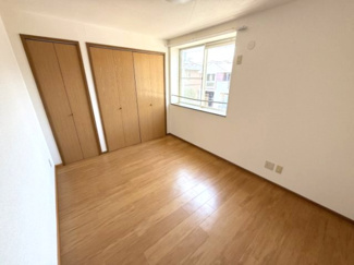 【寝室】 | Ｖシャトー　アロースリーⅥ