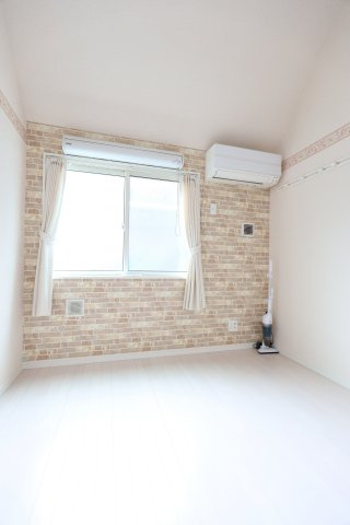 ユナイト田浦 エレフォレックスの居間・リビング