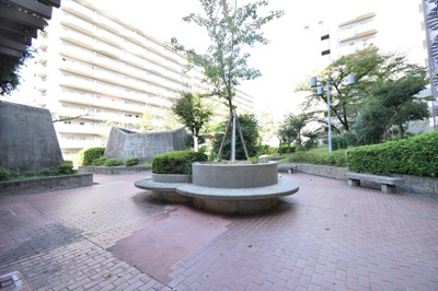 【その他共用部分】 | 日興千里台スカイタウンB棟 | 現在ご返済中のカーローン・カードローン・教育ローンなどを住宅ローンに一本化したり、家具家電購入費用・引越し費用を住宅ローンと組み合わせるなど、お客さまにメリットの多い住宅ローンのご提案が可能です。