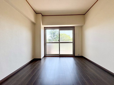 【洋室】 | 日興千里台スカイタウンB棟 | エイブルにて取扱い可能な住宅ローンは、全部で10種類以上！お客様にピッタリの住宅ローンを当社のFPよりご案内させて頂きます。住宅ローンのご相談だけでも、お気軽にご相談下さいませ。