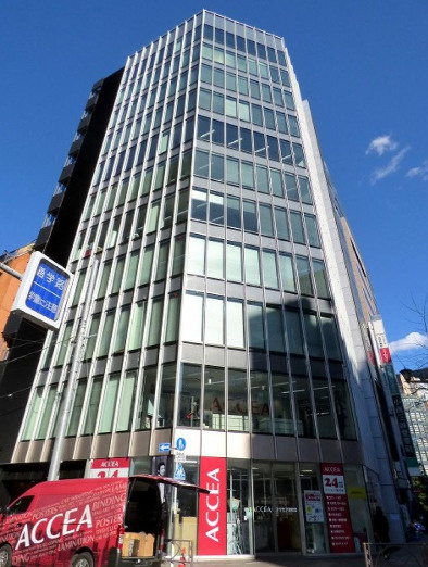 麹町スクエアプラザビルの外観