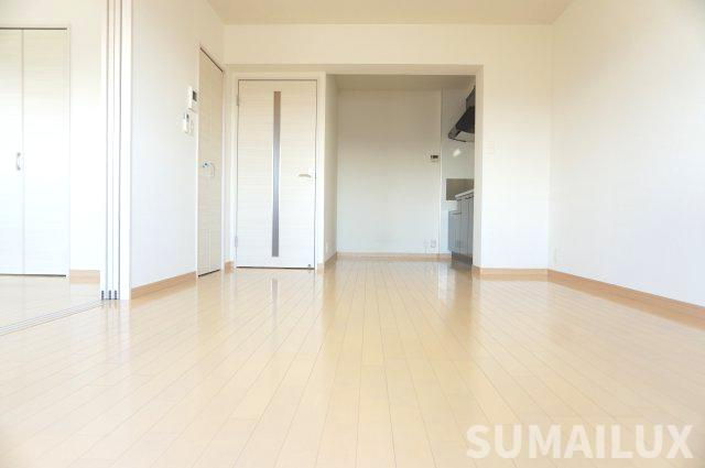 合志市須屋の賃貸マンションの居間・リビング