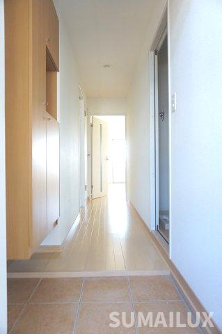 合志市須屋の賃貸マンションの玄関