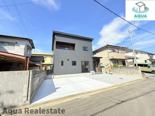 高松市香南町　未入居モデルハウスの前面道路含む現地写真|前面道路含む現地写真です